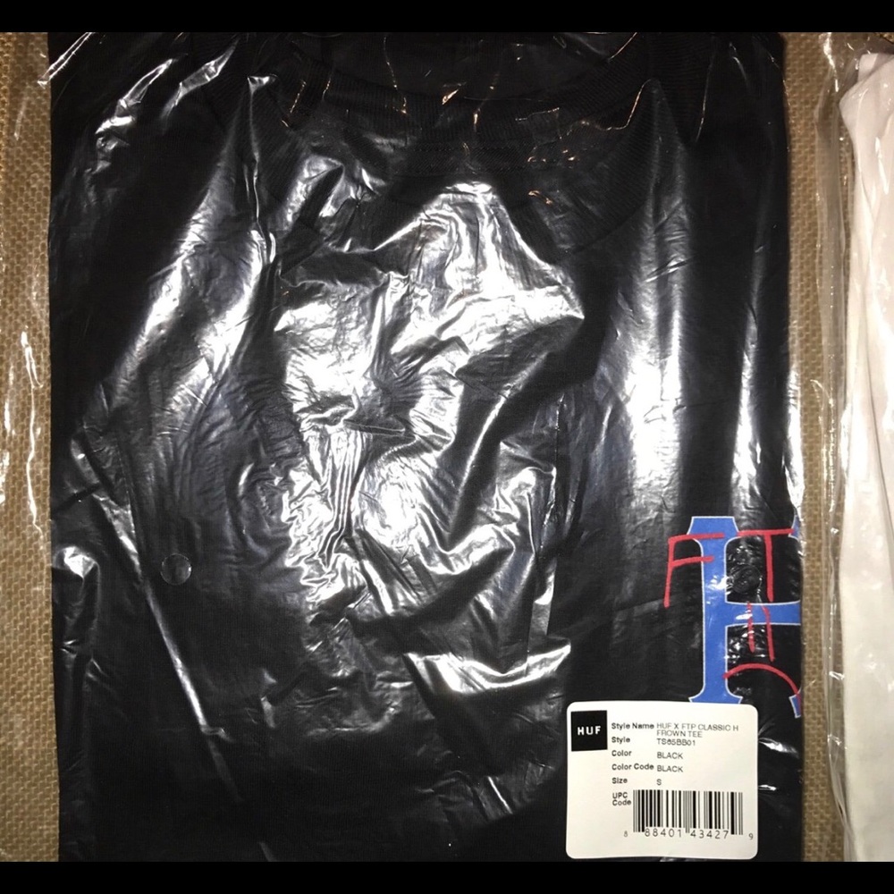 FTP x HUF tee